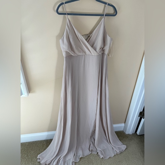 Birdy Grey Kaia Bridesmaid Dress neutral champagne - Picture 1 of 9